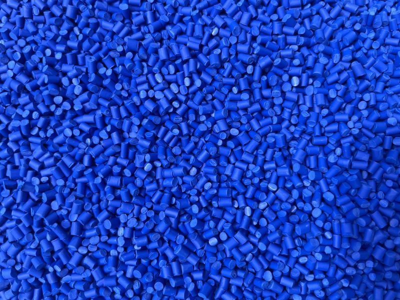 Plastic pellets blue masterbatch